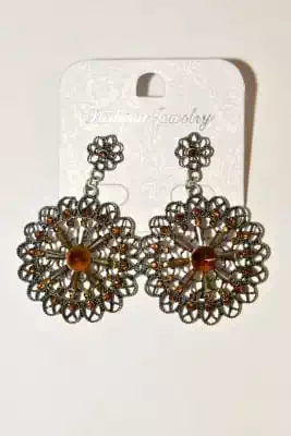 Boucle-d-oreille ethnique unie