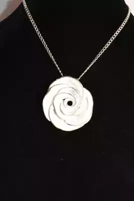 Pendentif fleur Blanc