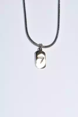 Pendentif chiffre porte-bonheur 7 Argent