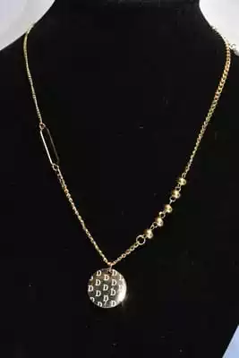 Pendentif D comme déesse Or