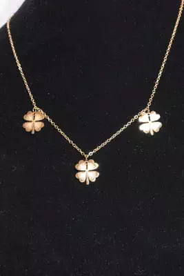 Collier trèfle or