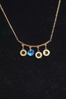 Collier cercle romain or