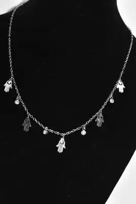 Collier main de Fatma Argent