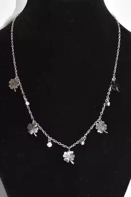 Collier trèfle a quatre feuilles Argent