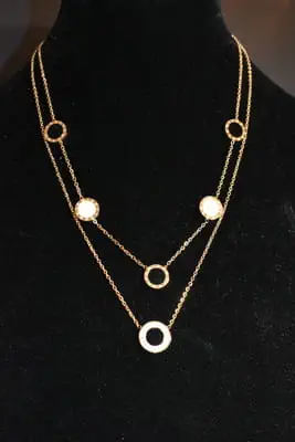 Collier cercle chiffre romain Or