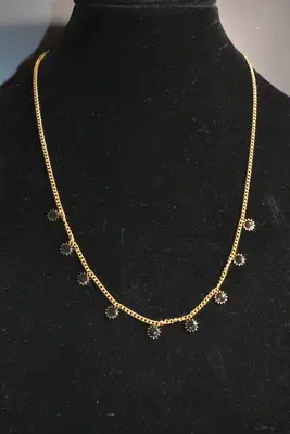 Collier soleil en émail Or