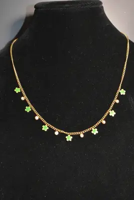Collier fleur en émail Or