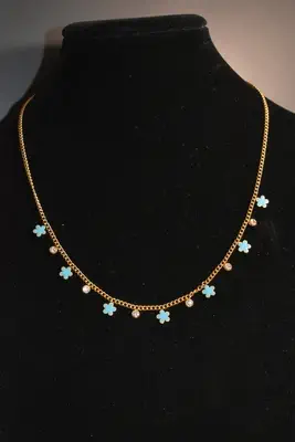Collier fleur en émail Or