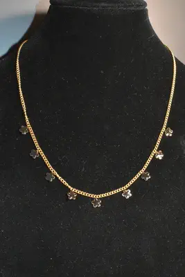 Collier fleur en émail Or