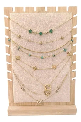 Collier en lot avec présentoir Or