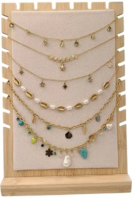 Collier en lot avec présentoire Or