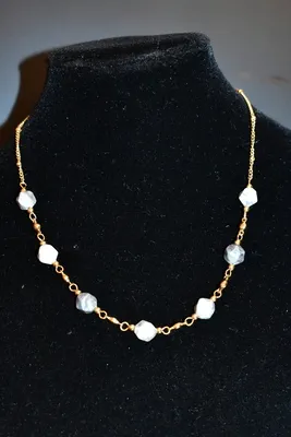 Collier pierre minérale Or