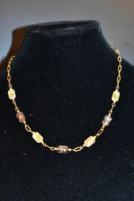 Collier pierre minérale Or