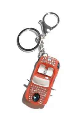 porte-cle voiture multicolore
